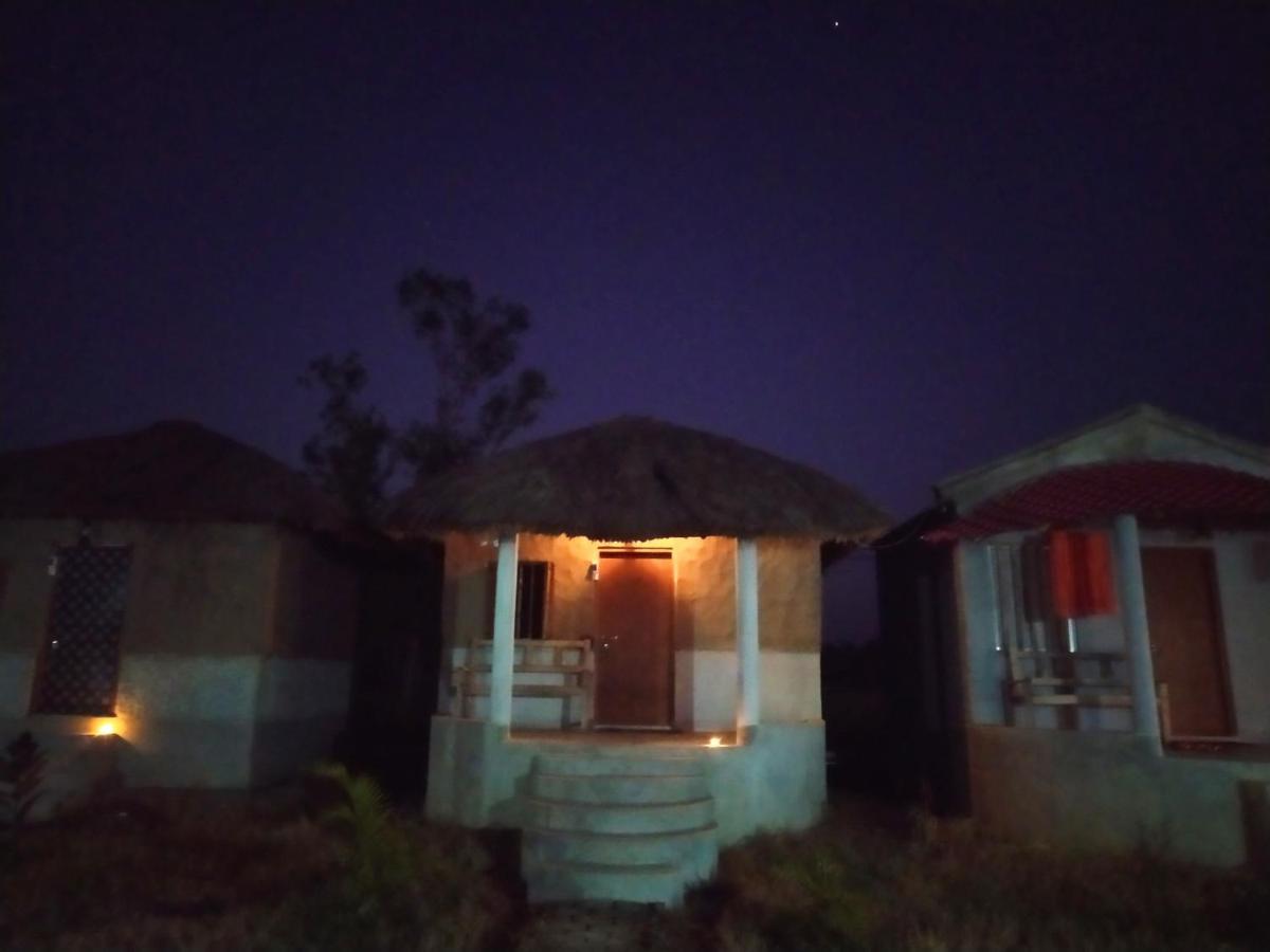 Sundarban Jungle Mahal Resort Gosāba Esterno foto